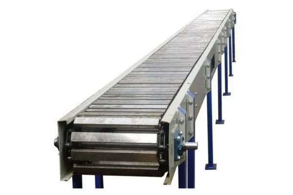 Chain Conveyor Transporting Coal