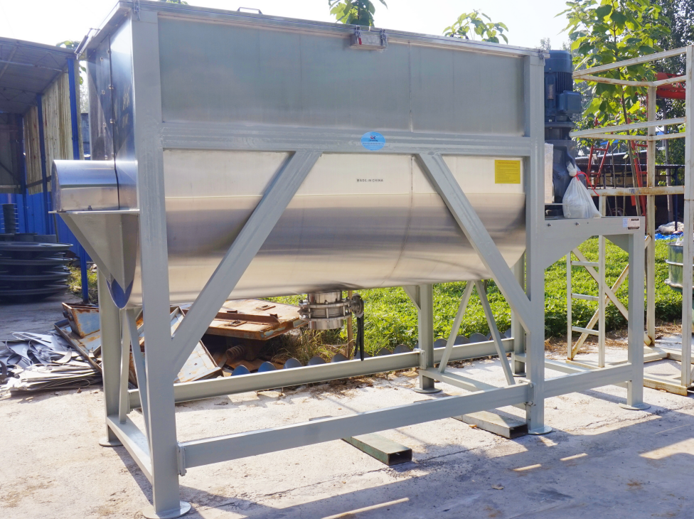 Stainless steel animal feed horizontal ribbon mixer for feed additives