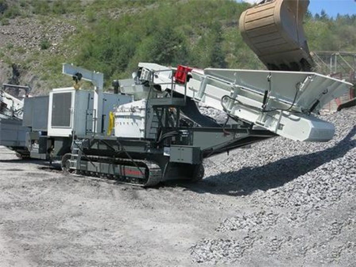 Track‑mounted Full‑hydraulic Mobile Crushing Station
